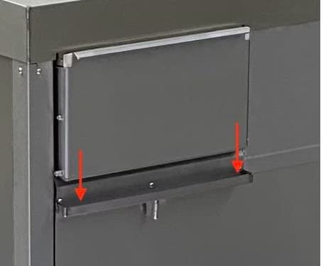 Door drip trays and bottles